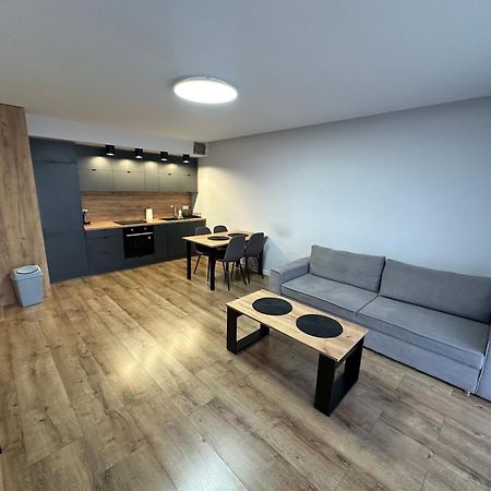 Apartament Osiedle Legionow 2 凯尔采 外观 照片