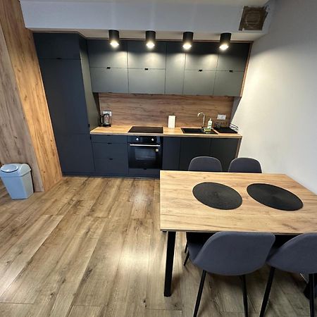 Apartament Osiedle Legionow 2 凯尔采 外观 照片