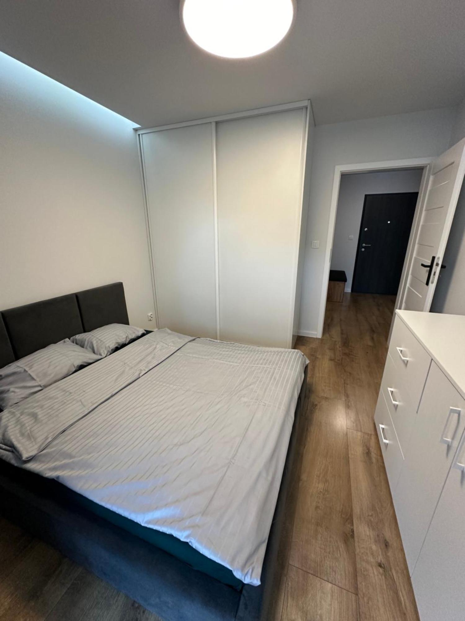 Apartament Osiedle Legionow 2 凯尔采 外观 照片