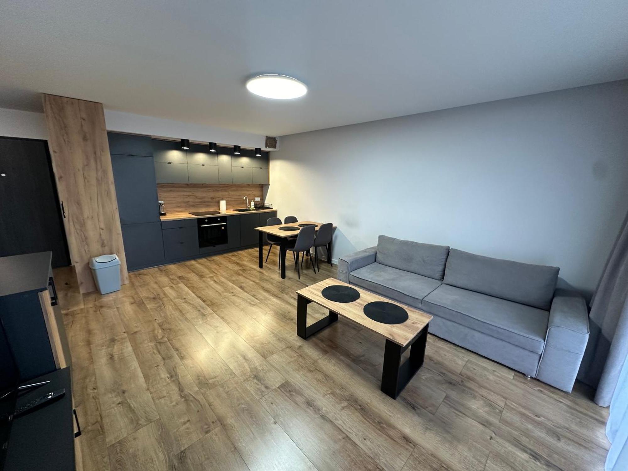 Apartament Osiedle Legionow 2 凯尔采 外观 照片